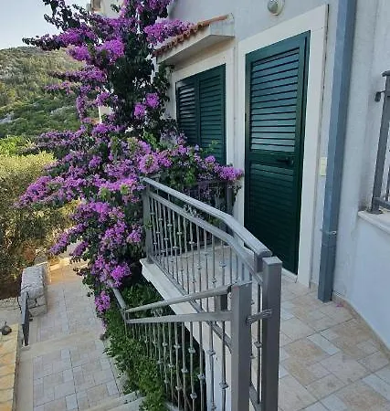 Studio Apartments Marra & Kech Ploce  Exterior photo